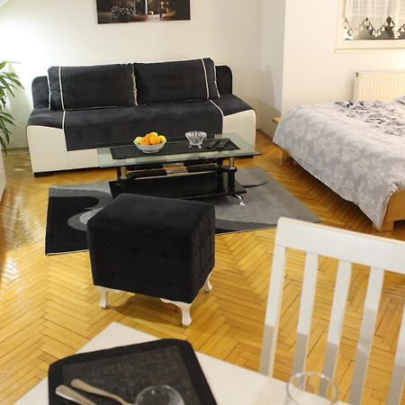 Two Kings Apartment Novi Sad Exterior photo