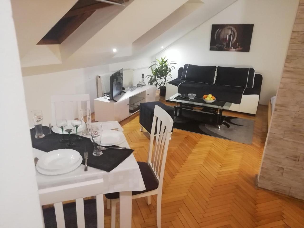 Two Kings Apartment Novi Sad Exterior photo